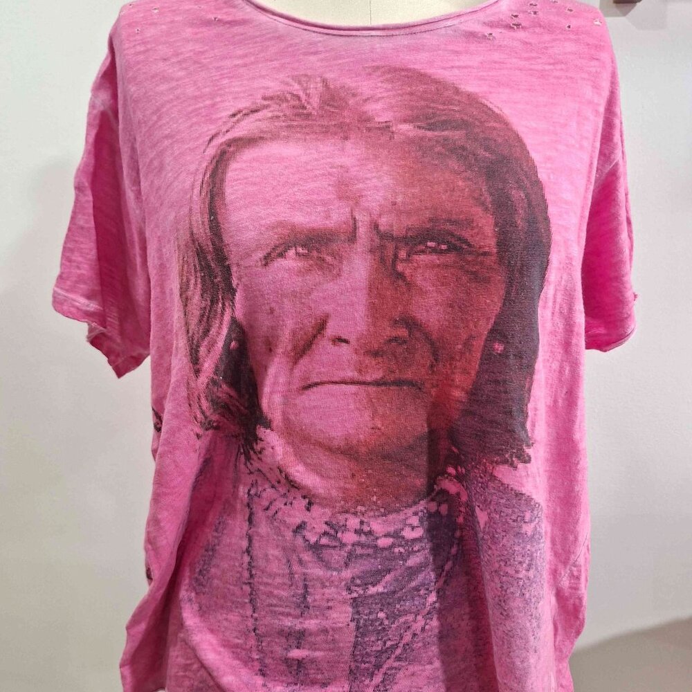 Magnolia Pearl Tee Shirt